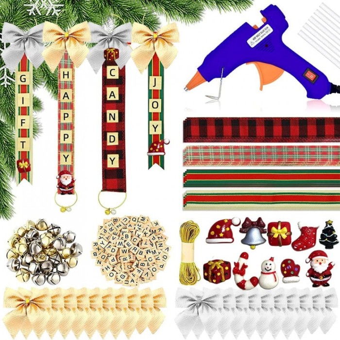 Set 48 piese accesorii pentru decoratiuni de Craciun, lemn, textil, multicolor