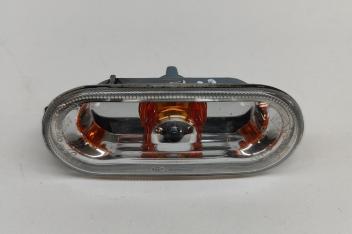 Semnalizare aripa dreapta față VW AMAROK 2H_, S1B 2016 OEM: 7E0949117 | 28666179