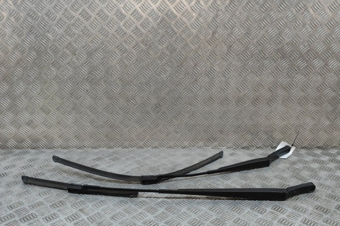 Braț ștergător față VW CADDY V SBB, SBJ 2023 OEM: 2K9955409,2K9955410 27648206