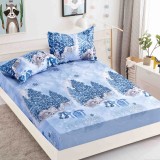 Cumpara ieftin Husa de pat cu elastic Craciun,albastra cu brazi 180x200cm D052, Jojo Home