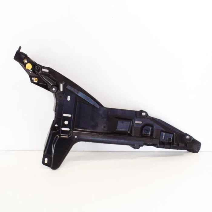 Suport bara de protecție dreapta spate TESLA MODEL S 2014 OEM: 1009273-00-E 10051611