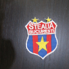 Ecuson fotbal - Steaua Bucuresti (vechi, panza)