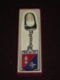 D8 83 - Breloc - tematica militara - NATO - Italia