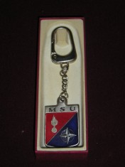 D8 83 - Breloc - tematica militara - NATO - Italia