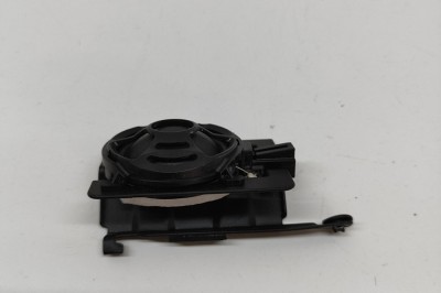 Difuzor ușă dreapta față AUDI A4 Avant 8W2, B9 2023 OEM: 8W5035400D | 31650162 foto