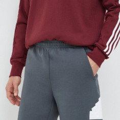 adidas pantaloni scurți bărbați, culoarea gri IR9168