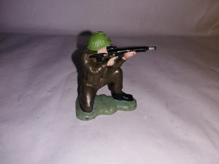 bnk jc Britains Ltd Herald Hong Kong - Khaki Infantry