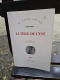 La fille de l/est - Clara Us&oacute;n