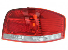 Stop spate lampa Audi A3 (8P) Model cu 3Usi, 05.2003-04.2008 BestAutoVest partea Dreapta, fara suport becuri foto