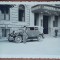 Fotografie, Geo Litarczek, parintele radiologiei romanesti in masina Chevrolet, in fata hotelului Austria, 1934
