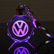 Breloc Led masina auto gravat cristal Volkswagen VW 6 culori !