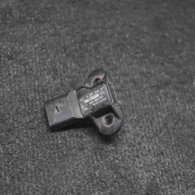 Senzor MAP VW PASSAT B6 3C2 2008 OEM: 026123003106B906051 2101814 foto