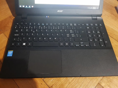 Laptop Acer ES1-531 N3700 / 8 GB / 1000 GB foto