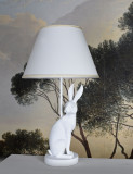 Lampa de masa cu un iepure alb CW634, Veioze