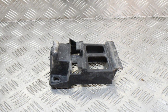 Suport bara de protecție dreapta față VW CRAFTER 30-50 Flatbed 2F_ 2011 OEM: A9068850263 11572867