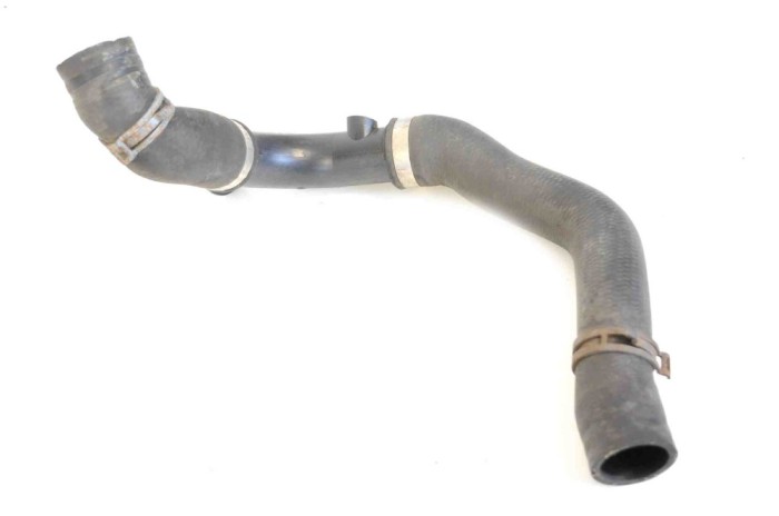 Furtun VW PASSAT Variant B7 365 2012 OEM: 3AA121101AC,3C0121087A