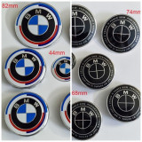 Set BMW 7 buc embleme capota portbagaj volan capace jante doua modele