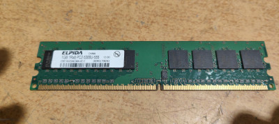 Ram PC Elpida 1GB DDR2 PC2-5300U EBE10UE8ACWA-6E-E foto
