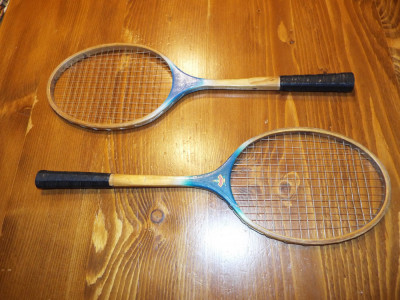 rachete badminton lemn Pioneer foto
