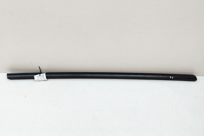 Chedar geam ușă dreapta față TESLA MODEL Y 2022 OEM: 1495711-00-D 25291195