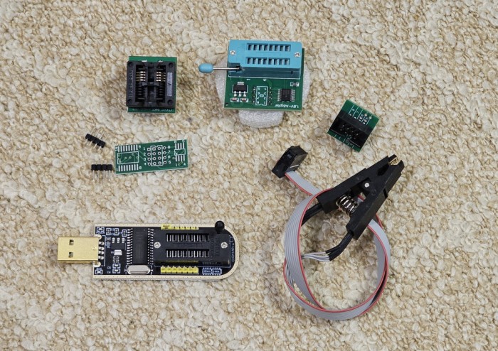 Set EEPROM si programator Flash pe CH341A, USB,&nbsp;5&nbsp;V