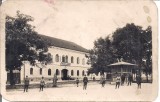 Fotografie tip carte postala din perioada interbelica