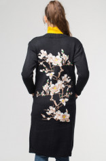 Cardigan negru lung cu buzunare si broderie florala pe spate foto