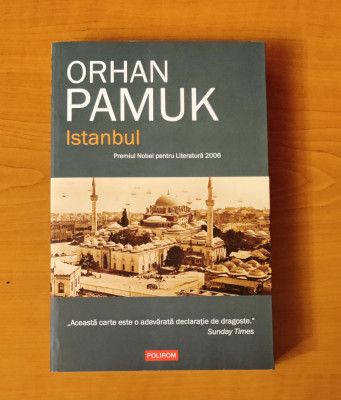 Orhan Pamuk - Istanbul foto
