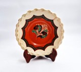 farfurie decorativa ceramica Ungaria KANTOR KARCAG diametru 22 cm motive florale lut ars glazurat anii &#039;70 semnata