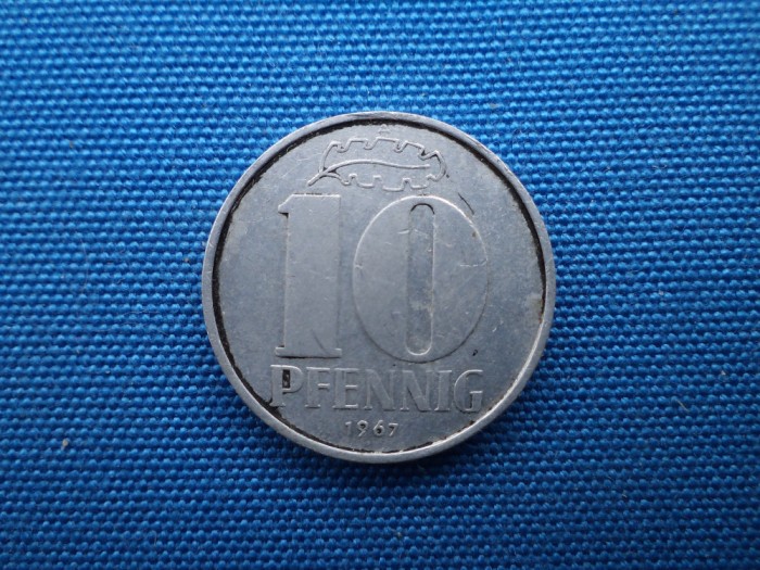 10 PFENNIG 1967 / RDG