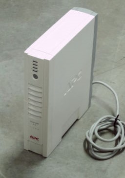 BACK-UPS APC RS1500VA 230V BR1500I foto