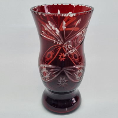Vaza romaneasca cristal rosu rubin, veche, vintage foto