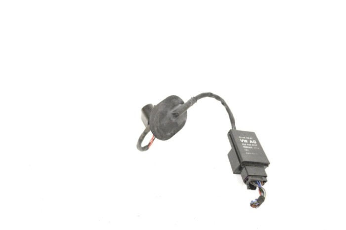 Unitate de control pompa de combustibil AUDI A1 8X1, 8XK 2011 OEM: 1K0906093F | 11733882