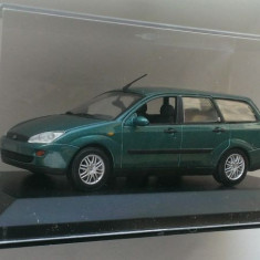 Macheta Ford Focus Break mk1 Facelift 2001 - Minichamps 1/43