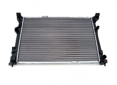 Radiator racire Mercedes Clasa A (W176), 05.2014-2018, motor 2.0 T, 135 kw, benzina, cutie automata, cu/fara AC, 640x451x23 mm, aluminiu/plastic, foto