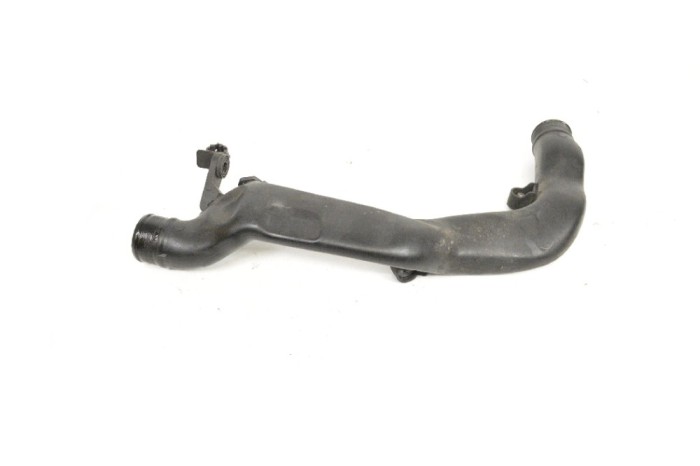 Furtun intercooler AUDI A1 8X1, 8XK 2011 OEM: 6R0145762C 11733895