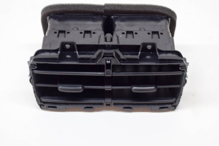 Gura de ventilație consola centrală TESLA MODEL 3 2020 OEM: 1093095-00-B,1087928-00-B,1137373L,20200530-2079 13625612