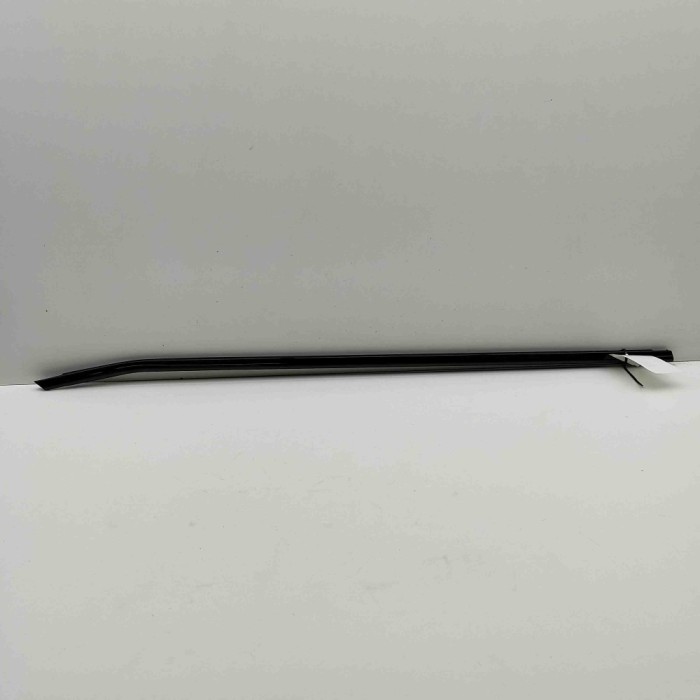 Chedar geam ușă dreapta față BMW X2 F39 2023 OEM: 7420818