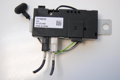 Amplificator de antena OPEL ZAFIRA TOURER C P12 2014 OEM: 42125106320940242 | 1741987 foto