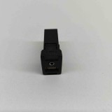 Port USB/AUX-In TOYOTA AVENSIS Sedan _T27_ 2016 OEM: 86190-0D030 | 27357902