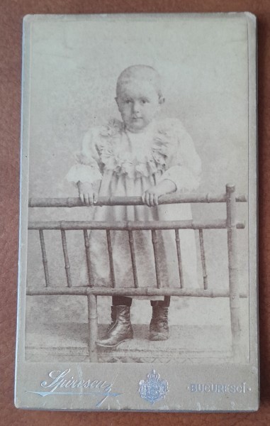 Fotografie tip CDV, Ana Sturdza copil