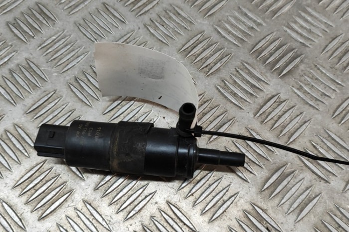 Motor spălător far AUDI Q5 8R 2016 OEM: 3B7955681 22223869
