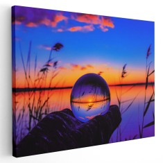 Tablou peisaj la apus reflectat in glob de sticla Tablou canvas pe panza CU RAMA 20x30 cm