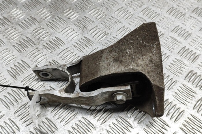 Suport motor dreapta VOLVO XC90 II 2021 OEM: 32139982,31480564 | 27502776