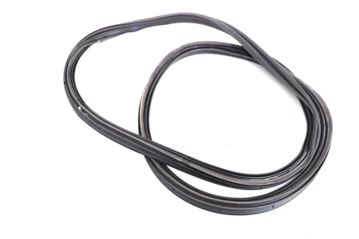 Garnitura de cauciuc haion SSANGYONG TIVOLI 2015 13943384