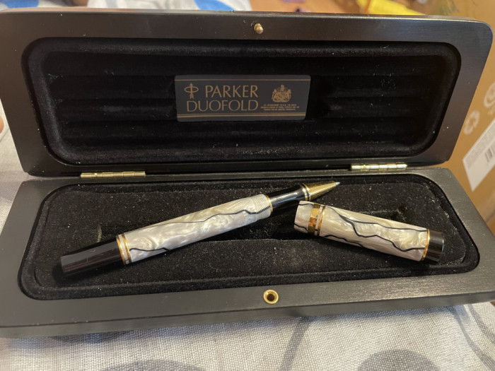 Roller, PARKER Duofold Pearl and Black GT