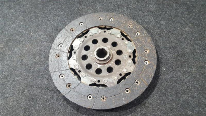 Disc ambreiaj Opel Vectra C, Signum, Saab 9-3 diesel 1.9 Luk 129483 324034510