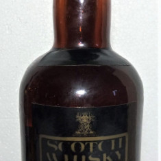 whisky W5 SCOTCH WHISKY DUBLE-U-FIVE , OVER 5 YEARS, CL. 75 gr 40 ANII 1980