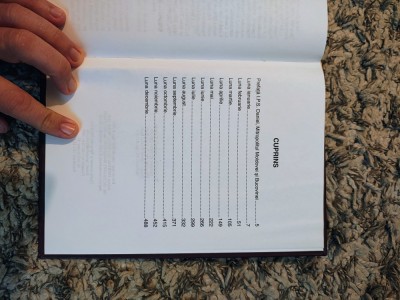 Tipic Bisericesc anual , an 2004 cu dedicație. foto