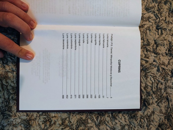 Tipic Bisericesc anual , an 2004 cu dedicație.